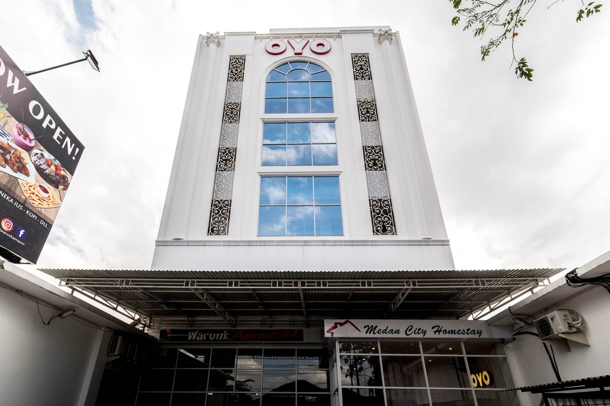 Oyo 291 Medan City Syariah Eksteriør bilde